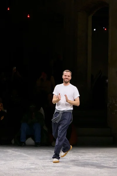 Look 74